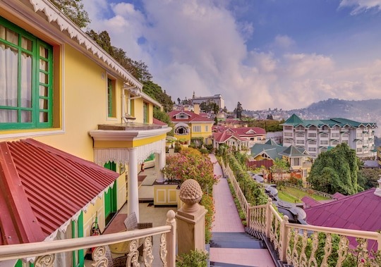 MAYFAIR HILL RESORT
